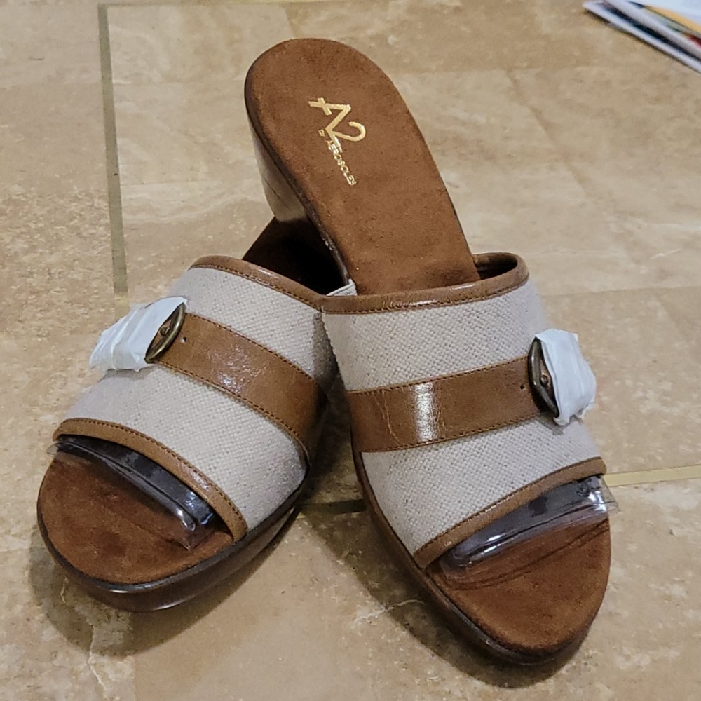 A2 by Aerosoles Brown/Beige Wedge Slides